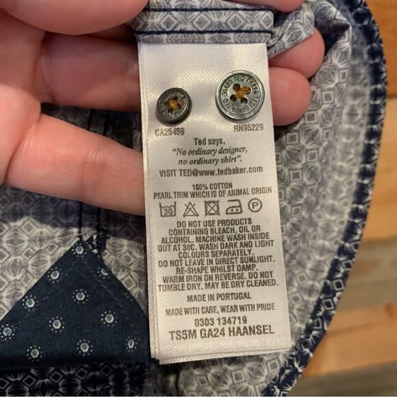 Ted Baker Dot Print Button Down Dress Shirt Navy Sz 6 (2XL) Office Preppy Dressy - Picture 13 of 16